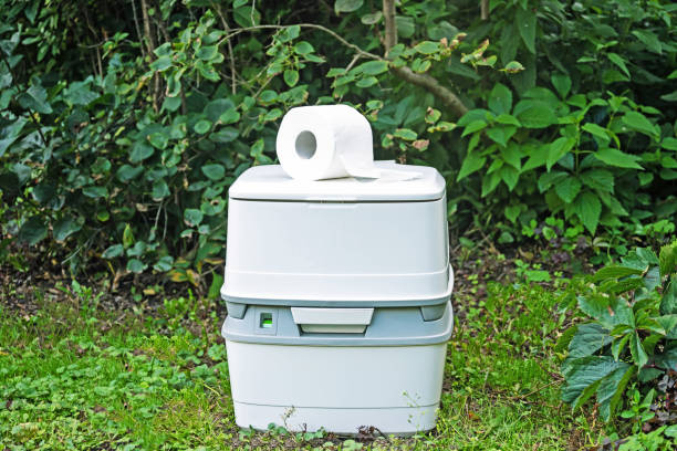 Best Porta potty rental near me  in Agua Dulce, CA